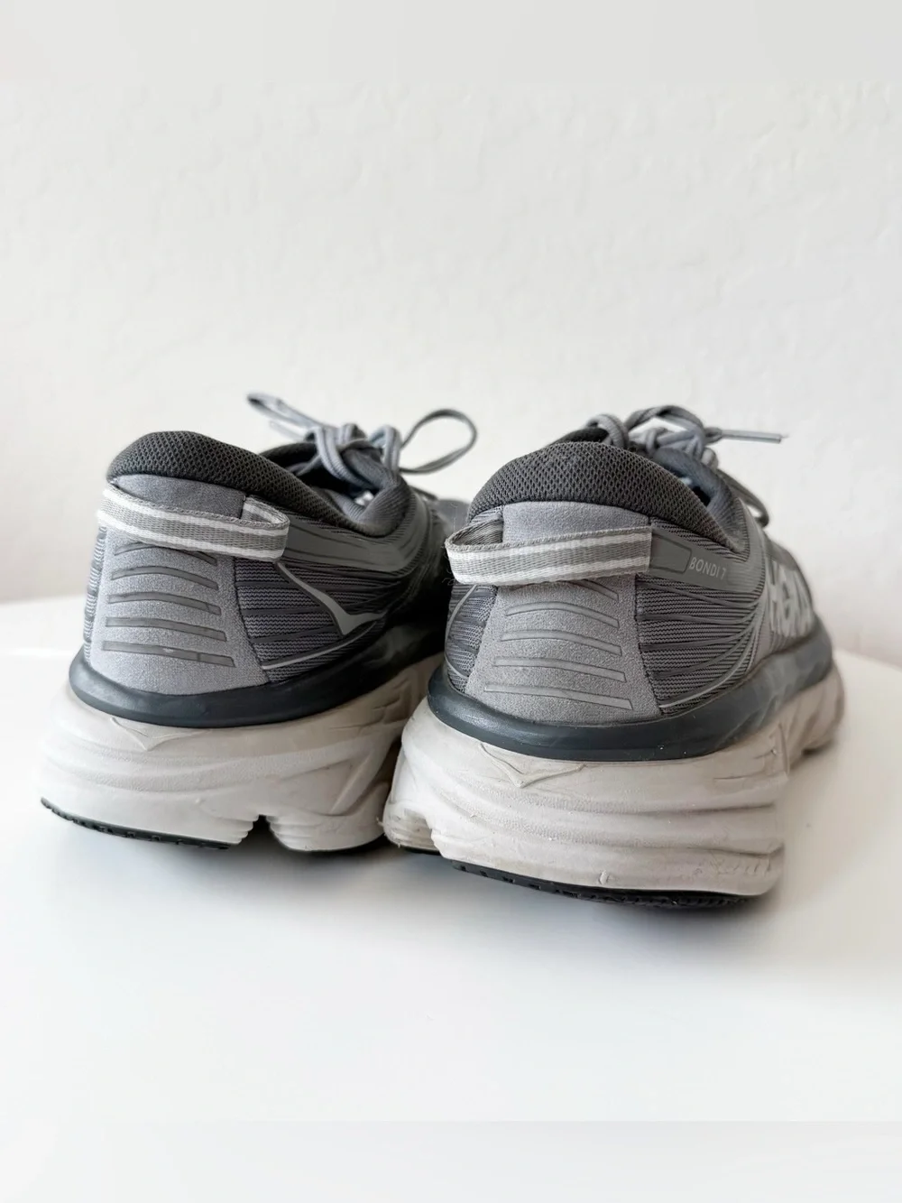 Hoka One One hoka one